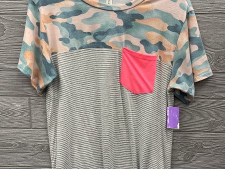 Top Short Sleeve By Vanilla Bay In Camouflage Print, Size: M Cheap