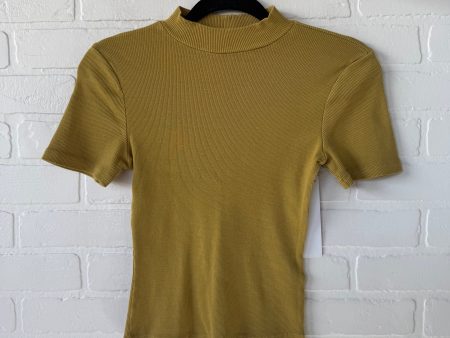 Top Short Sleeve Basic By Anthropologie In Green, Size: Xs Sale