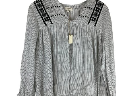 Top Long Sleeve By World Market In Striped Pattern, Size: M Supply