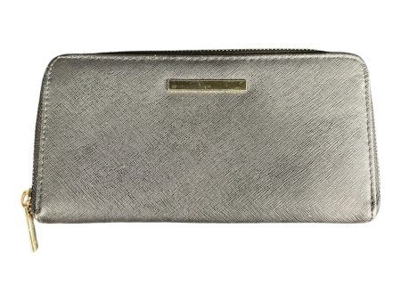 Wallet By Clothes Mentor, Size: Medium Online