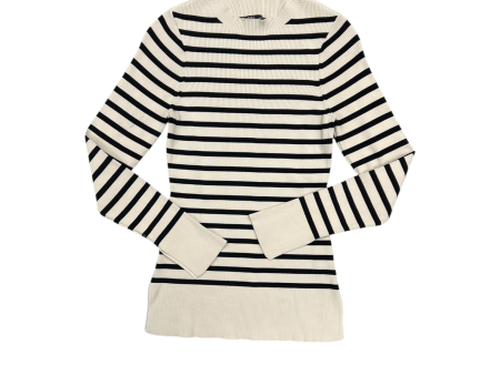 Top Long Sleeve By Velvet Heart In Striped Pattern, Size: S Hot on Sale