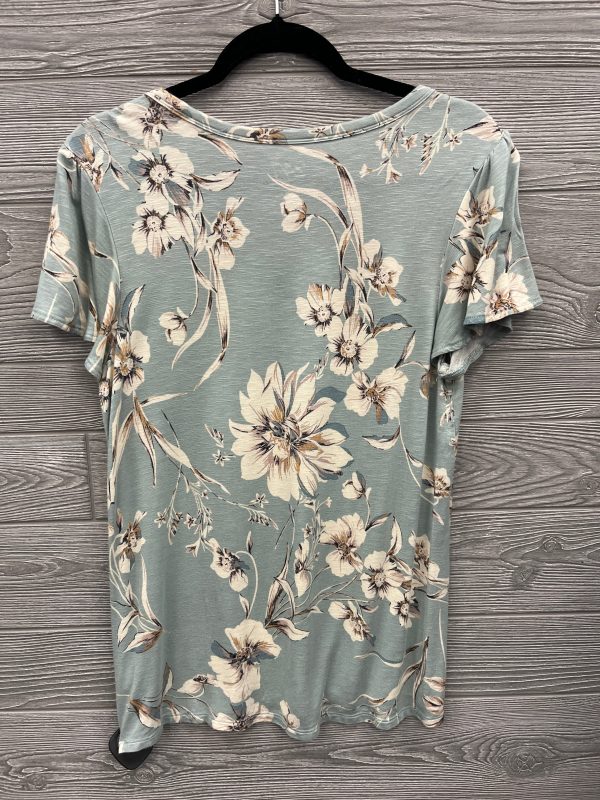 Top Short Sleeve By Maurices In Green, Size: M on Sale