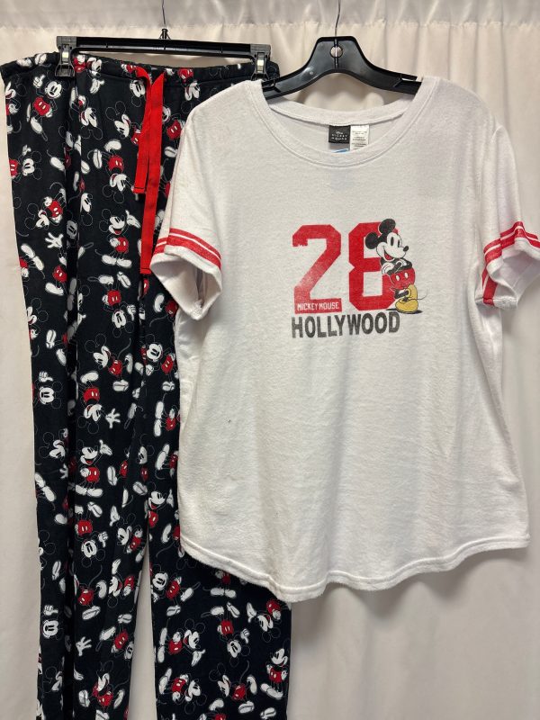 Pajamas 2pc By Disney Store In White, Size: Xl For Cheap