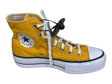 Shoes Sneakers By Converse In White & Yellow, Size: 6.5 Online