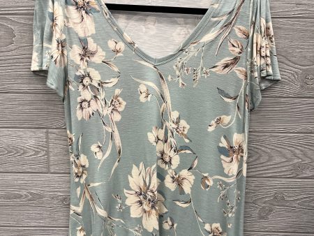 Top Short Sleeve By Maurices In Green, Size: M on Sale