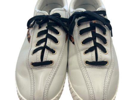 Shoes Sneakers By Clothes Mentor In White, Size: 8 For Sale