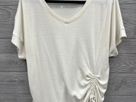 Top Short Sleeve By Stylus In Cream, Size: M For Cheap