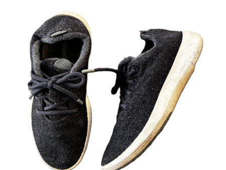 Shoes Sneakers By Allbirds In Navy, Size: 8 Supply