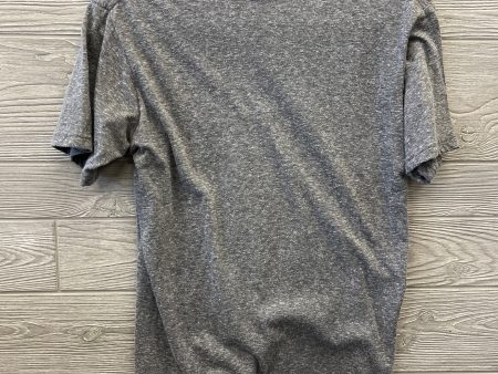 Top Short Sleeve By Acting Pro In Grey, Size: S Online