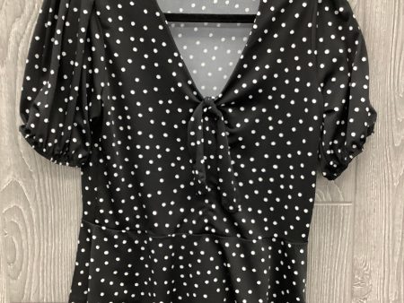 Top Short Sleeve By Perseption Concept In Polkadot Pattern, Size: M For Discount