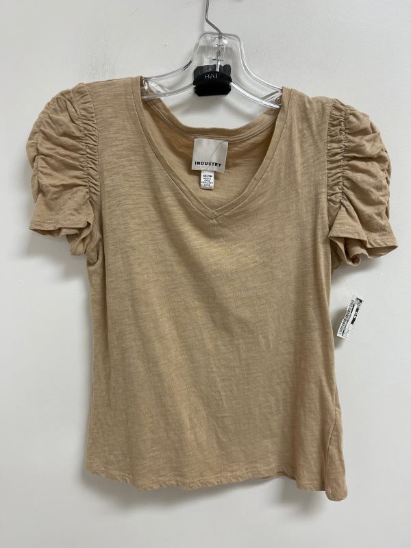 Top Short Sleeve By Clothes Mentor In Tan, Size: Xs Discount