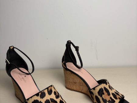 Sandals Designer By Kate Spade In Animal Print, Size: 8 Fashion