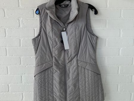 Vest Puffer & Quilted By The North Face In Grey, Size: M For Sale