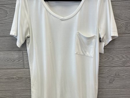 Top Short Sleeve By Love Tree In White, Size: S For Sale