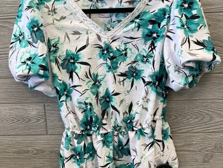 Top Short Sleeve By Adrienne Vittadini In Green & White, Size: S For Sale