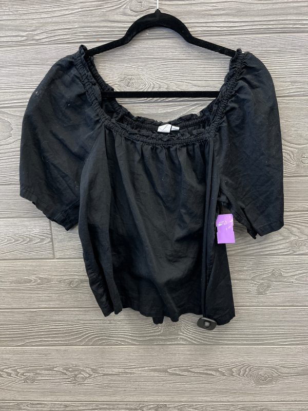 Top Short Sleeve By Gap In Black, Size: S on Sale