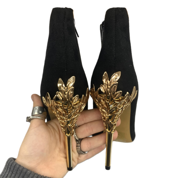 Boots Ankle Heels By Just Fab In Black & Gold, Size: 7.5 Fashion