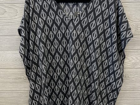 Swimwear Cover-up By Clothes Mentor In Black, Size: S Fashion